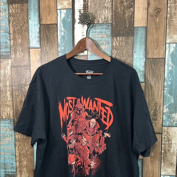 Funko DC Black and Red Graphic Tee - Picture 2 of 11
